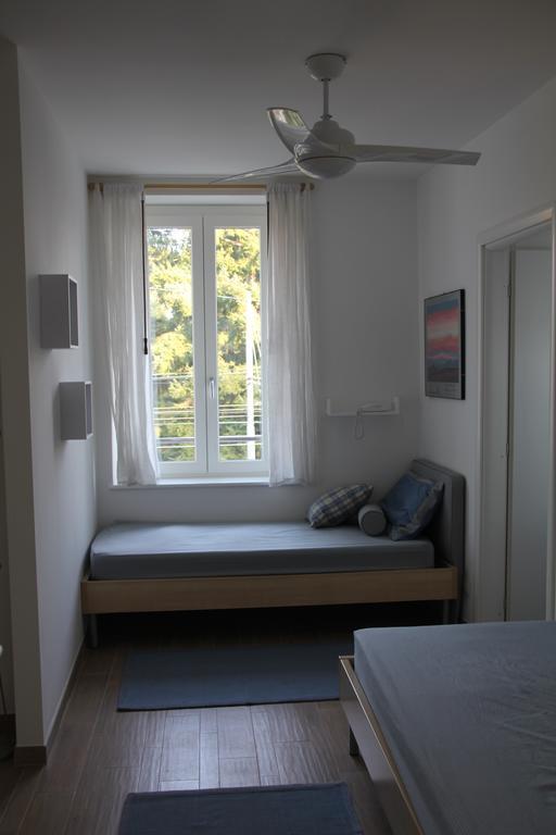 La Ciliegia Bianca Bed and Breakfast Belgirate Værelse billede